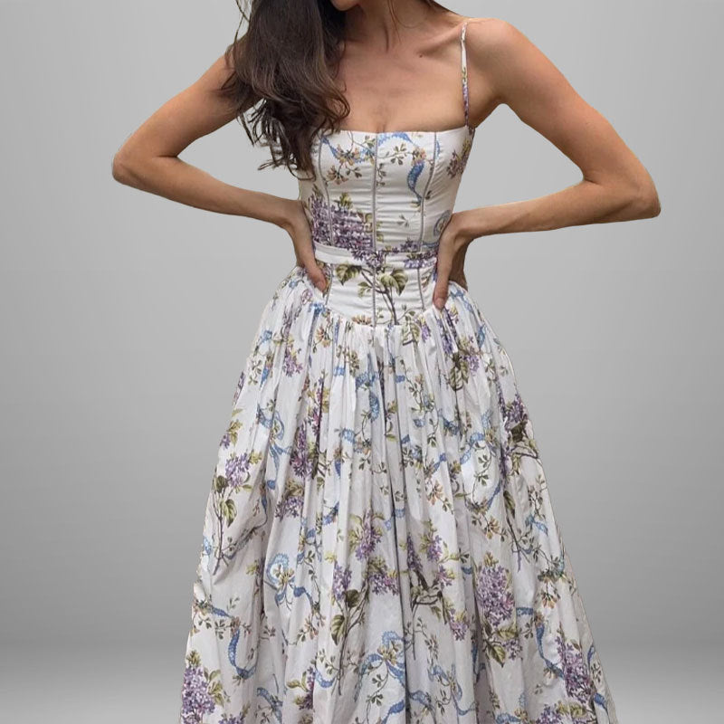 Elegant, Flowy Slip Dress With A Chic Print