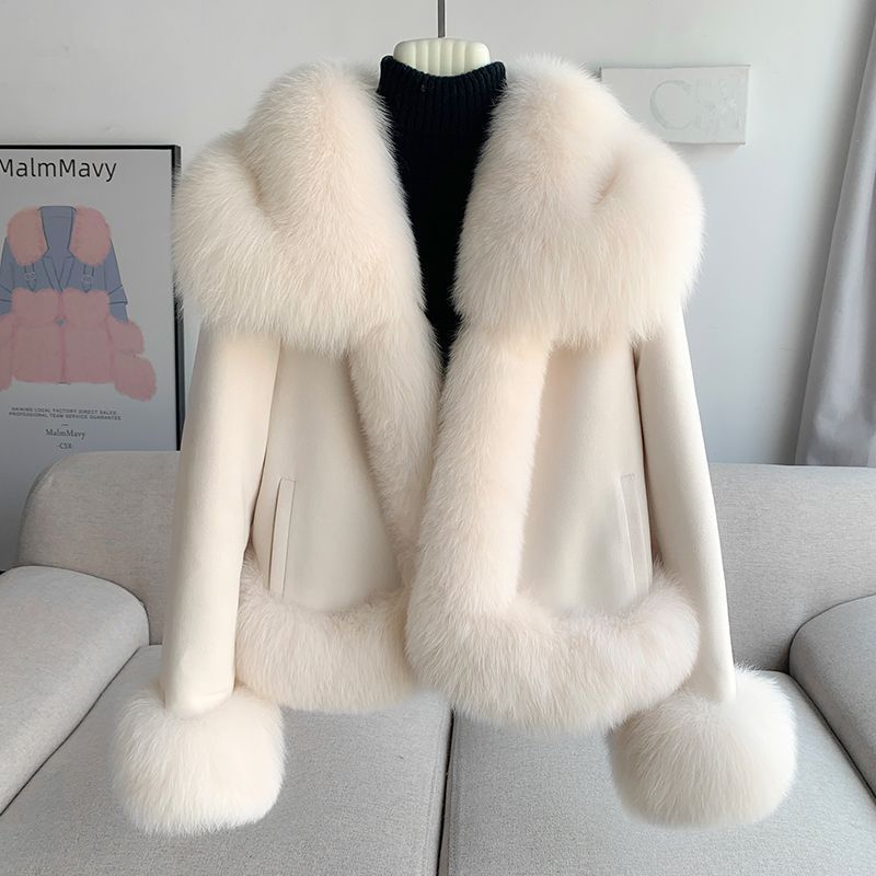 Stylish Winter Fur Coat For Women Warm And Furry Coats With A Fashionable Look