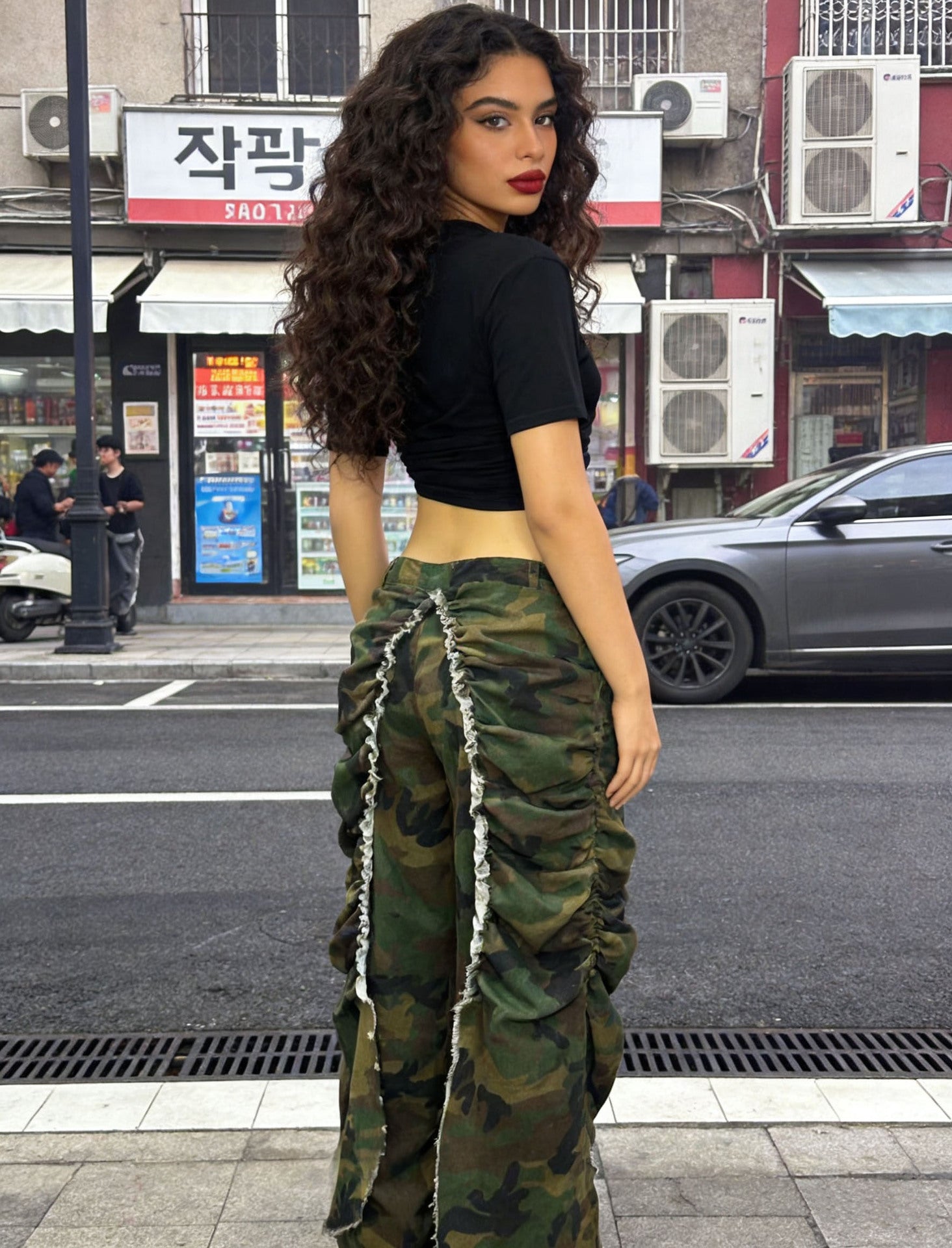 Womens High-Waisted Denim Jeans With Ruffled Hems